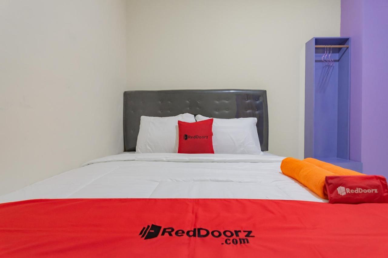 Reddoorz Near Trans Studio Bandung 3 Exterior photo